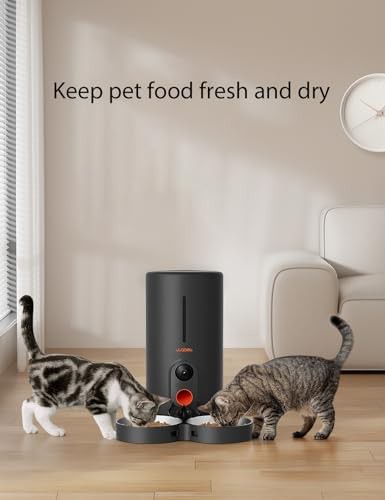 HD video pet feeder with storage — photo 3