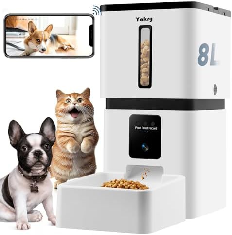 Large capacity smart feeder with camera