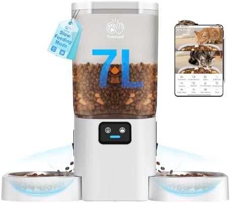 Large capacity WiFi feeder with two HD cameras