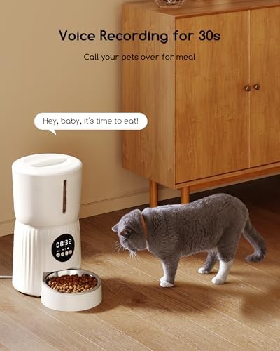 White four liter feeder with voice recorder — photo 3